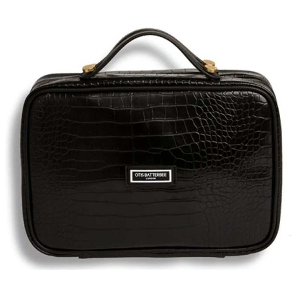 RARE Otis Batterbee Black Croc Carry On Toiletry Case Dopp Kit Travel Makeup Bag